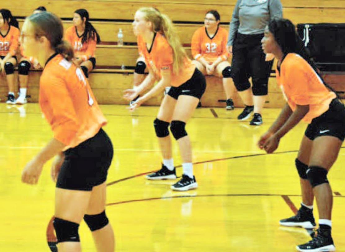 PADUCAH WINS The Lady Dragons notched a big win Saturday, defeating Chillicothe in three straight sets. | COURTESY PHOTO