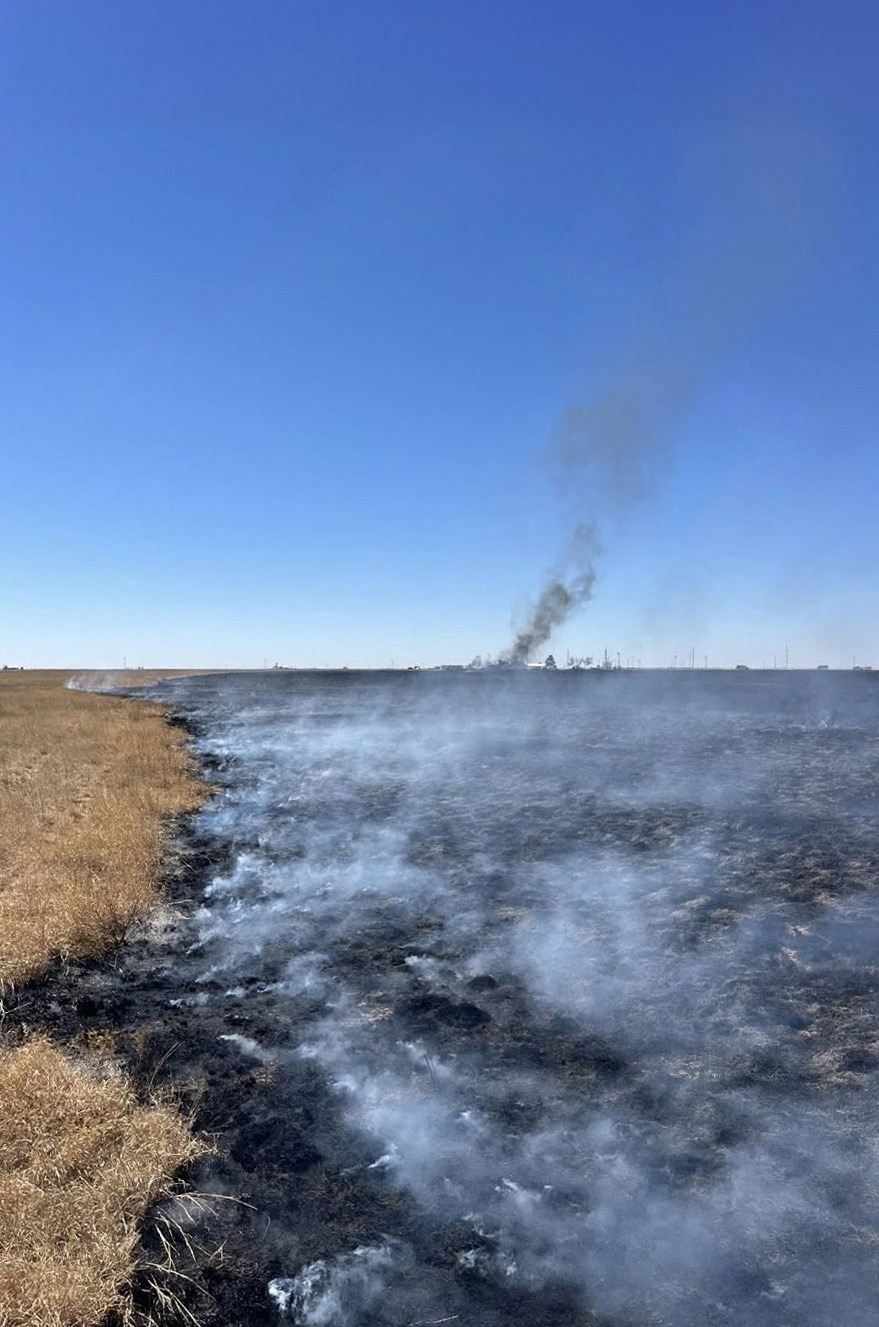 Silverton VFD assists in battling nearby 100-acre grass fire