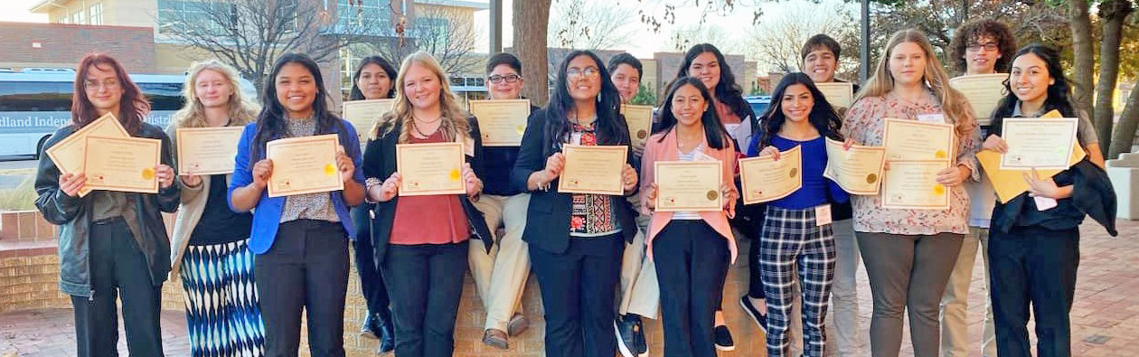 TAFE STATE QUALIFIERS: Silverton will be sending a number of students to theTexas Association of FutureTeachers state competition. Left to right: Makayla Perkins,VictoriaTurner, Sara Casner, Natalia DeLeon, Emily Gamble, BenTrevino,Vanessa Beltran, Liam Hernandez, Savana Segura, April Fernandez, Kallie Gore, Deaglan Hernandez, Riley Gore, Brian Hernandez. Anevay Martinez. | COURTESY PHOTO