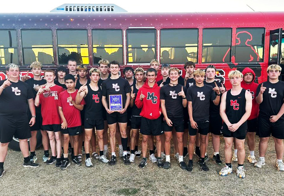 The Motley County Matadors and Lady Matadors competed last week at the Munday track meet. The team took many individual honors, and the boys were the meet champions. | COURTESY PHOTOS