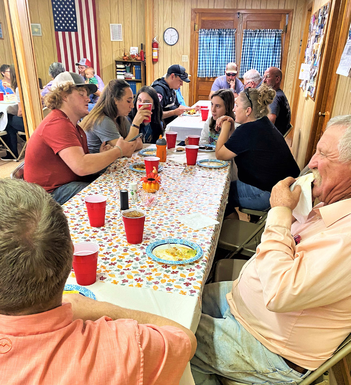 SILVERTON RESPONDS The Silverton Senior Citizens Center held a special recognition dinner Saturday, Oct. 1, for Briscoe County first responders to thank them for their community service.The event was held at the Silverton Senior Citizens center, located at 703 Commerce. | COURTESY PHOTOS