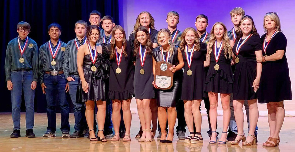 GUTHRIE ADVANCES The Guthrie company of “The Beggar’s Opera”competed at the Area One Act Play Meet in Post Saturday. Six schools had advanced to the Area competition, including Guthrie, Jayton, Borden County, Sands, Meadow and Grady. A panel of three judges viewed all six productions, and only Guthrie, Sands and Grady advanced. Jayton was selected as alternate.The Regional competition will be April 27 at Frenship. See cast and crew honors on page 6. | COURTESY PHOTO