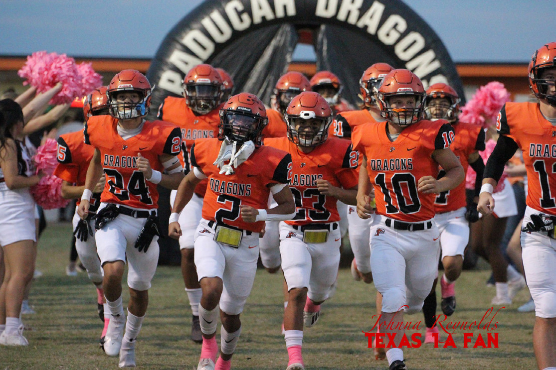 PADUCAH #!0 Depsite the loss to #1 Benjamin, the Paducah Dragons remained the Top 10 in Six Man, Division 2 this week. They are ranked #10. | TEXAS 1A FAN PHOTO