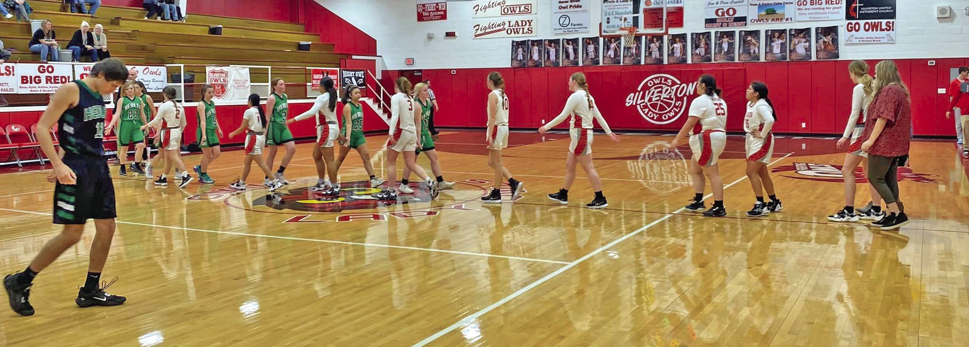 DISTRICT WINS The Silverton Lady Owls girls varsity basketball team notched two district wins last week, defeating Groom on the road 53-30 and Hedley at home Friday night 77-15. They are now 6-1 in district and 16-8 on the year.They are tied withValley and Claude for the districtleadandwerescheduledtoplayValleyontheroadTuesdaynight. | COURTESYPHOTO