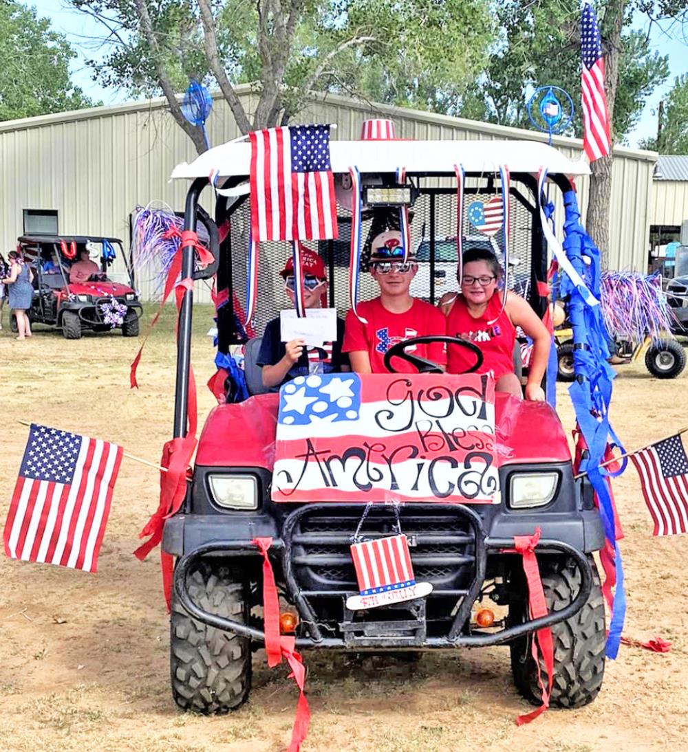ROLLIN’ INTO ROARING SPRINGS