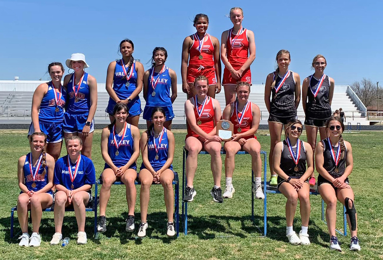 Silverton girls win Area track meet