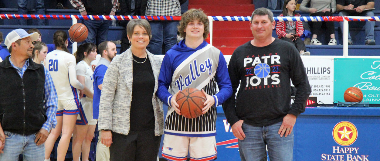 SPOTLIGHT ON VALLEY SENIOR NIGHT