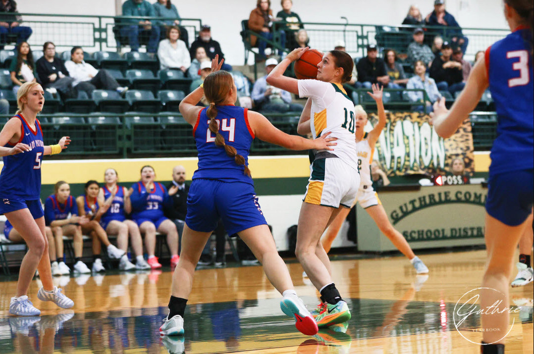 DISTRICT LEADER 