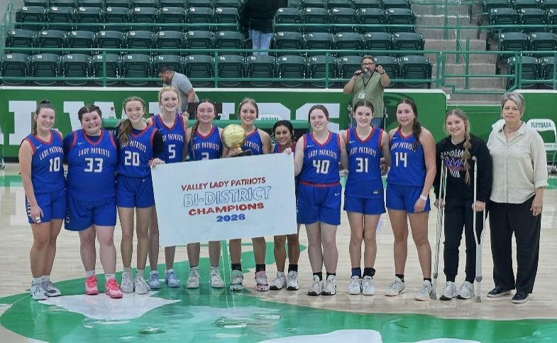 BI-DISTRICT CHAMPS 