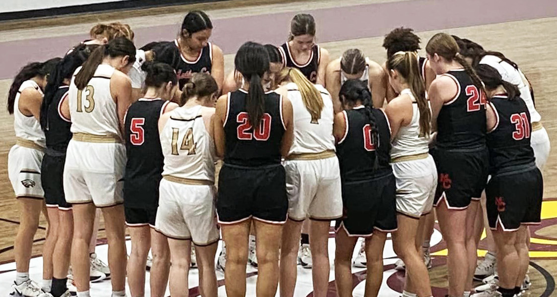 LADY MATS PLAYOFF The Motley County Lady Matadors varsity girls basketball team took a tough bi-district playoff loss to the O’Donnell Lady Eagles (shown here with the Lady Mats) 50-22 Monday night at Lubbock Roosevelt. | COURTESY PHOTO