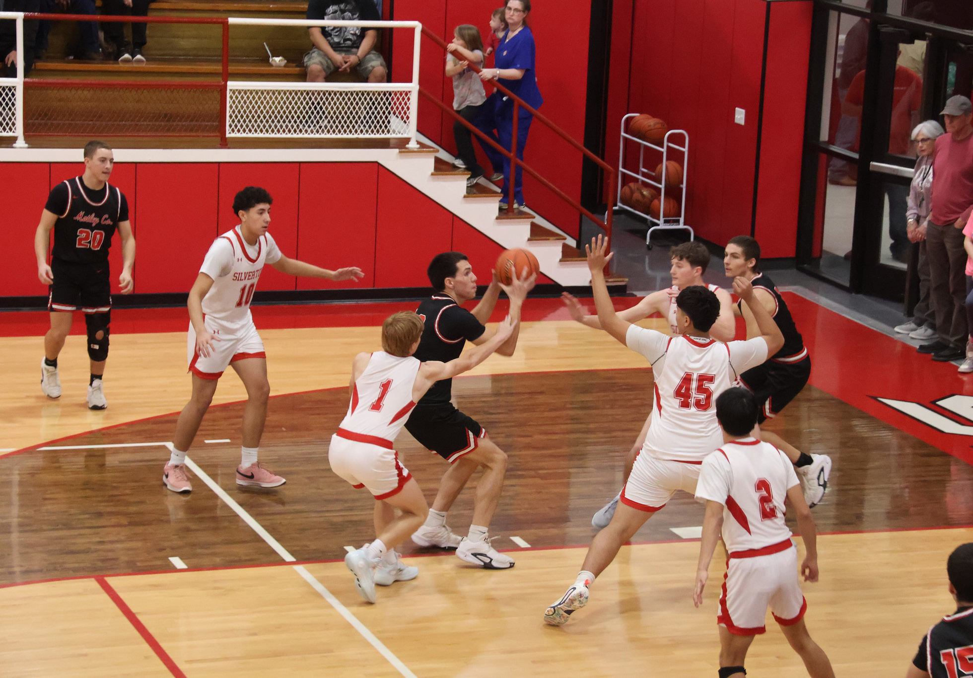 MOTLEY WINS On Friday, Jan. 2, 2026, the Motley County Varsity Boys Basketball team won their game against the Silverton Owls by a score of 44-39. | COURTESY PHOTOS