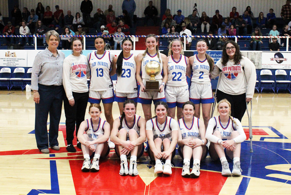 DISTRICT CHAMPS The Valley Lady Patriots, ranked #1 in the state, won the 2-1A District crown last week. With a 30-2 record, the Lady Patriots have a 29-game win streak. | COURTESY PHOTO