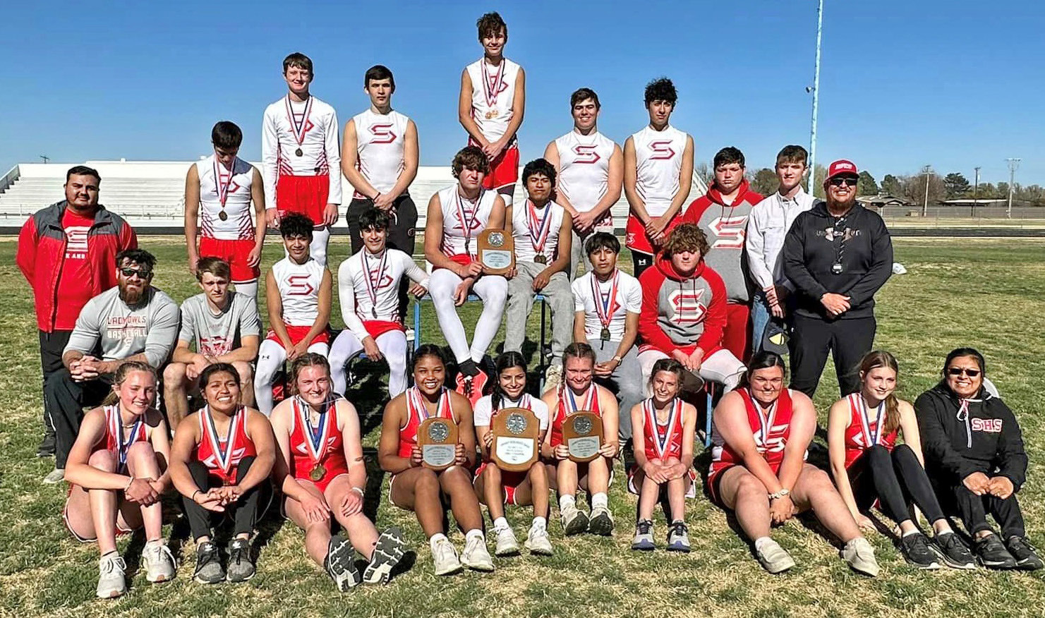 DISTRICT TRACK CHAMPS