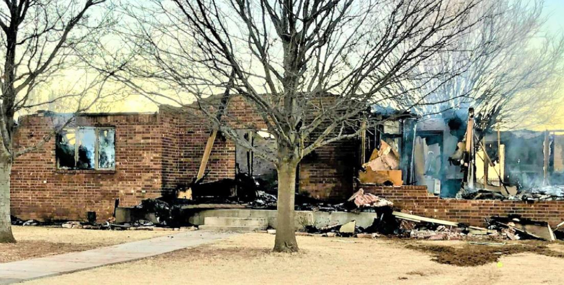 Guthrie family loses house in fire