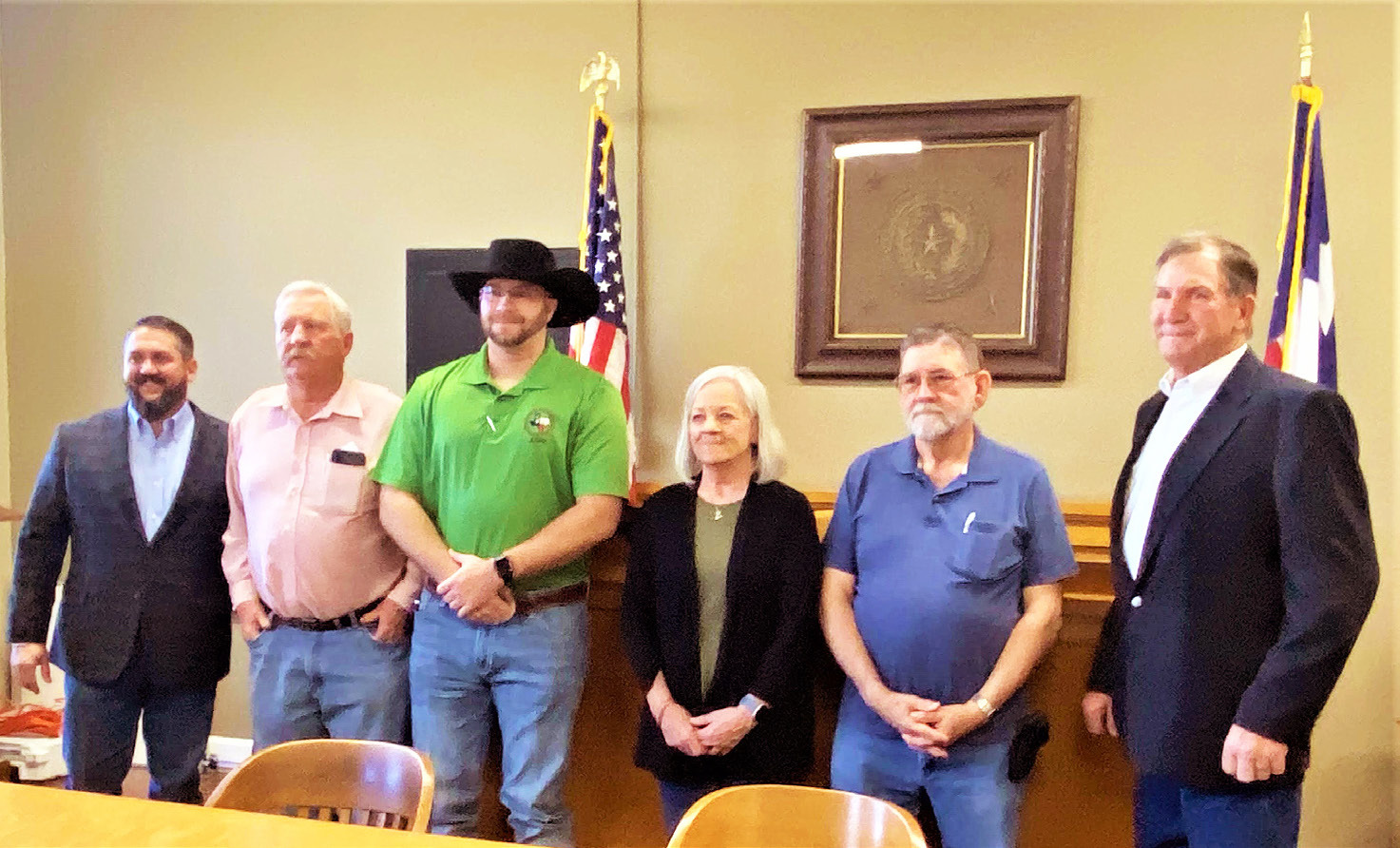 BRISCOE CO. JUDGE, OFFICIALS SWEARING-IN