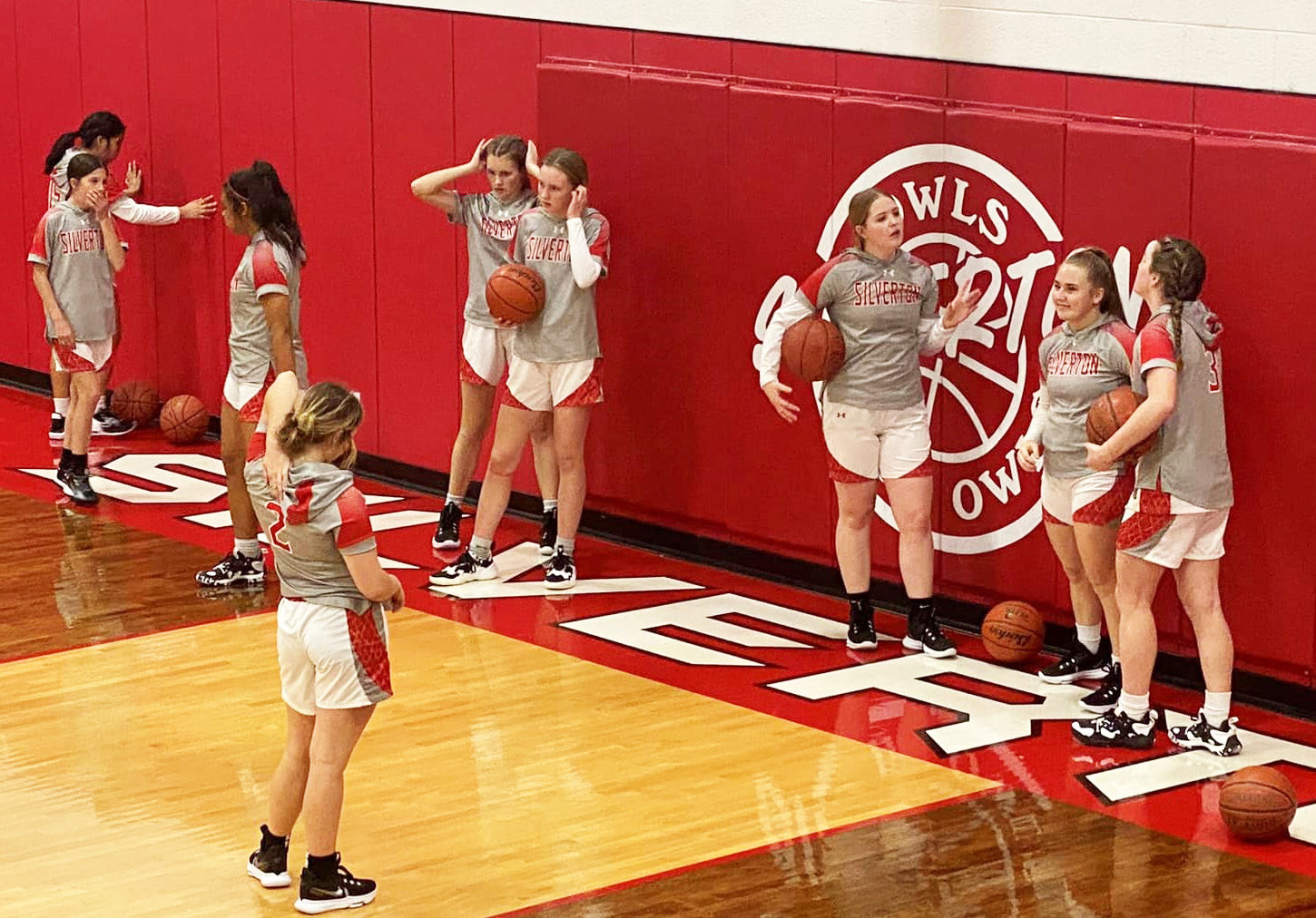 LADY OWLS WIN The Silverton girls basketball team opened their season last week with a victory over McLean. | COURTESY PHOTO