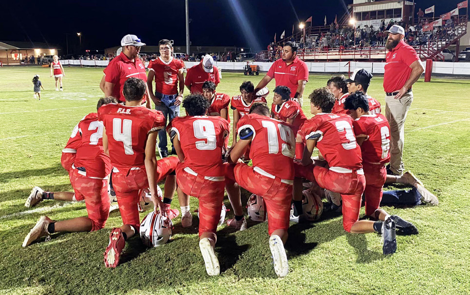 Francis paces Owls in 63-6 win