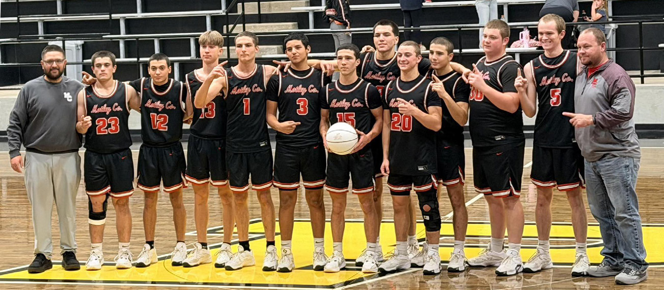 TOURNAMENT CHAMPIONS The varsity Matadors secured an undefeated, 4-0 tournament championship last weekend in Petersburg. | COURTESY PHOTO
