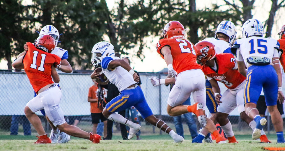 PADUCAH FALLS The Paducah Dragons took a tough loss to the Spur Bulldogs 67-56 in Friday night’s Paducah Homecoming game. | COURTESY PHOTO