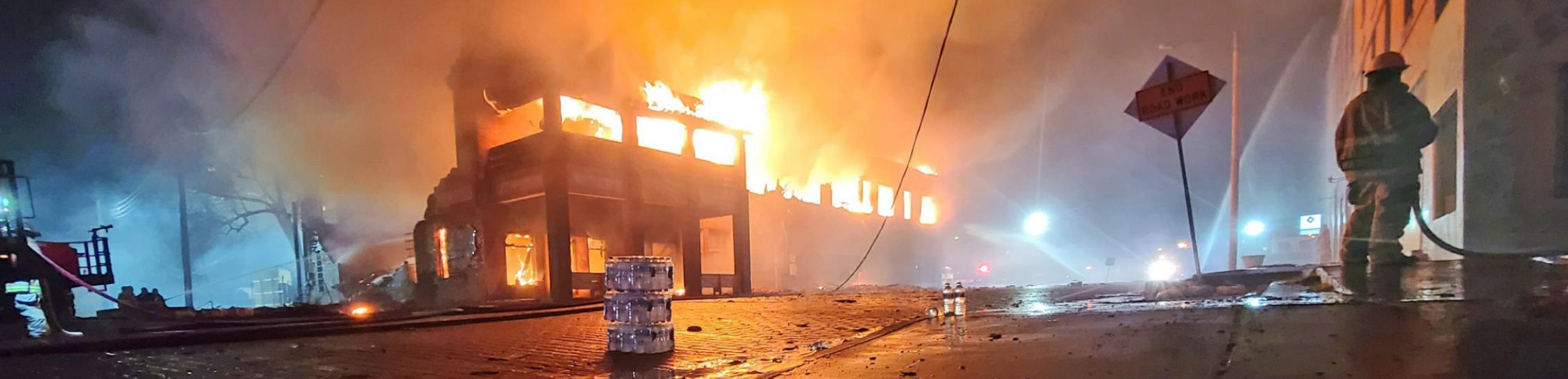 Four downtown buildings destroyed in Memphis fire