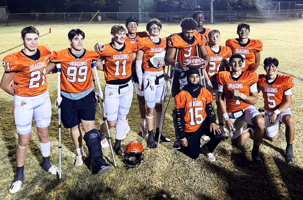 PLAYOFF BOUND Congratulations go to the Paducah Dragons on their 64-6 gridiron victory over the Hedley Owls last week. The Dragons finished 8-1 on their regular season as they move into the playoffs. The Dragons faced the Miami Warriors Thursday night at Claude in the bi-district playoff round. | COURTESY PHOTO