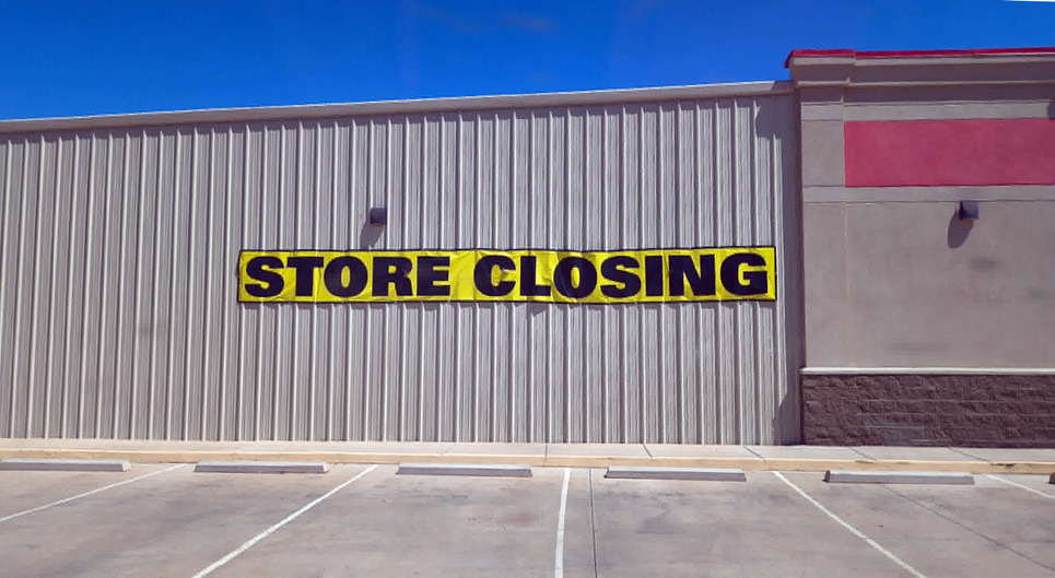 STORECLOSING Signs went up recently announcing closure of the Family Dollar location in Matador. | DEYANARA LANE