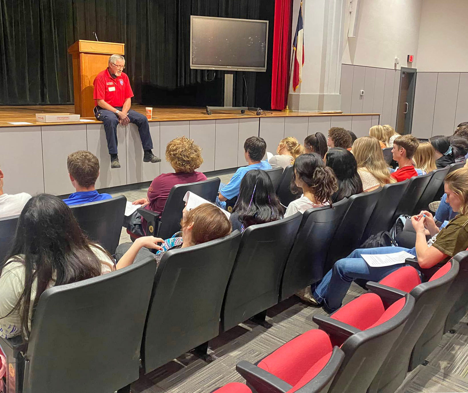 EMS OPPORTUNITIES Silverton juniors and seniors attended an informative presentation about opportunities in emergency management services last week. | COURTESY PHOTO