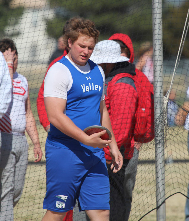 Valley advances 15 to Area track