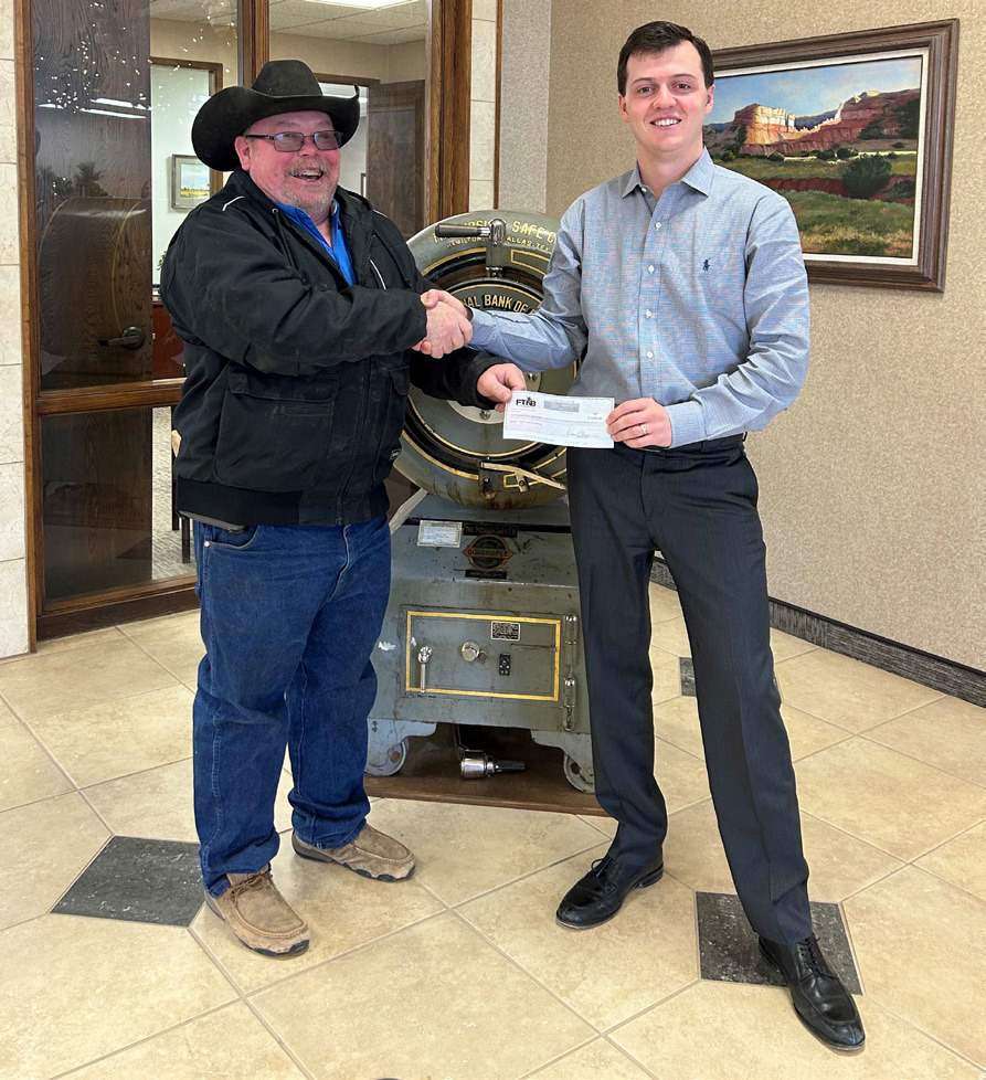 Floydada’s FTNB donates $10K to Motley Fire Department