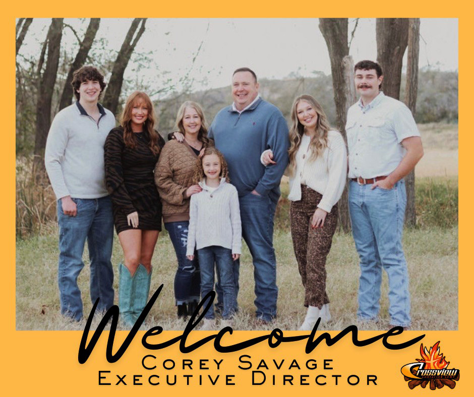 CROSSVIEW FAMILY New executive director of the CrossView Christian Camp Corey Savage (center) and wife, Cindy, are pictured with childrenJaxon, Braxton, Madison, Ryleigh and Everly Jo. | COURTESY PHOTO