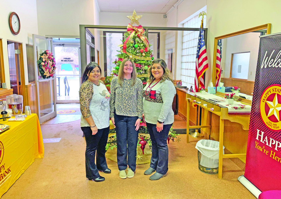 HAPPY TO CELEBRATE THE SEASON Happy State Bank in downtownTurkey welcomed members of the community to stop by for an Open House last Wednesday. | DELISA SOLES FOR THE CAPROCK COURIER