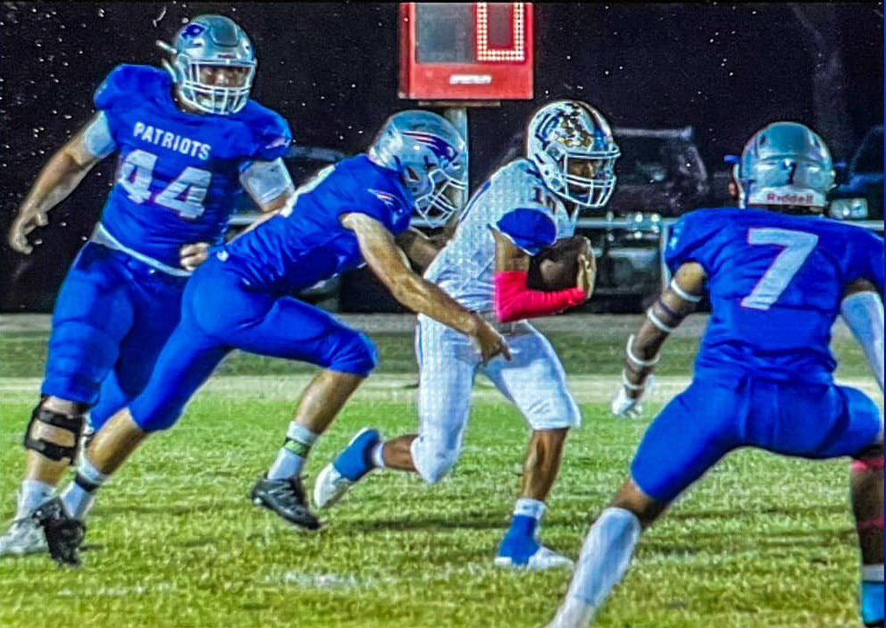 TheValley Patriots defeated the Spur Bulldogs 53–0 at home in a district matchup Friday night. This week, Valley (4-4, 1-0) faces a big challenge as they host the #1 team in the state, the undefeated Knox City Greyhounds (8-0, 1-0). | CAPTURED BY CONRAD PHOTOS