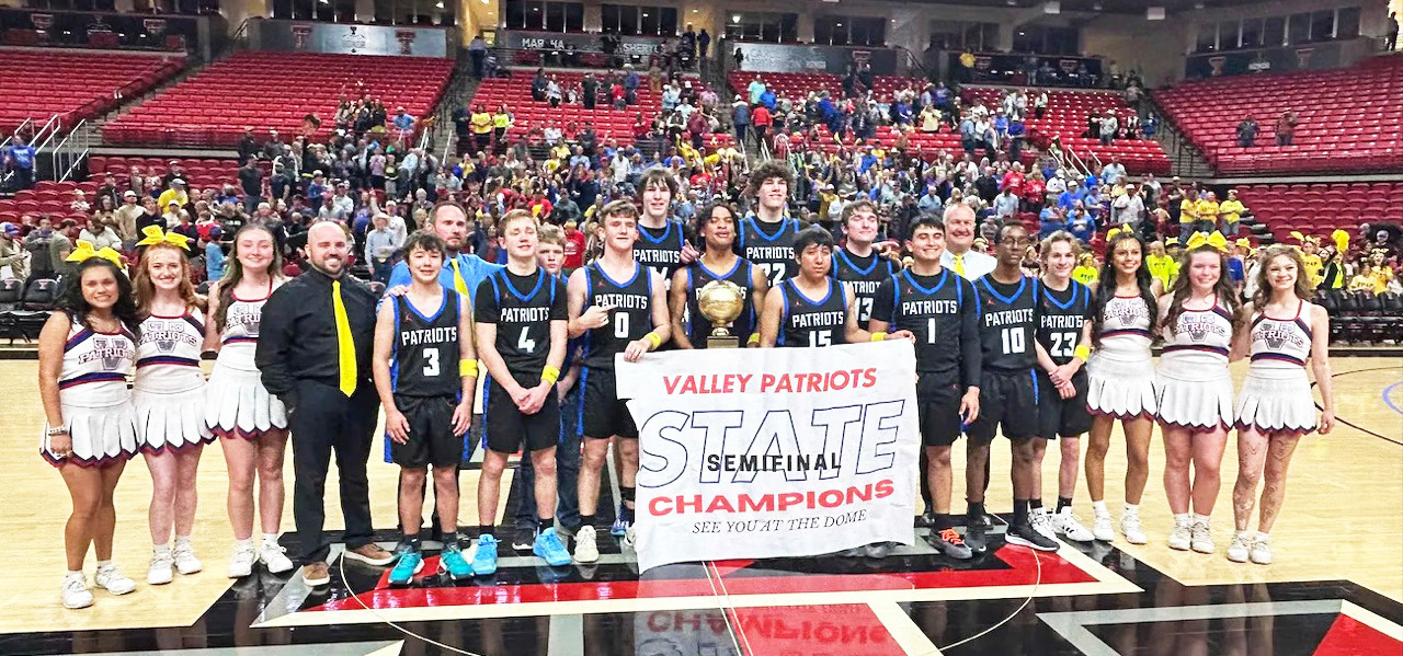 STATE BOUND At press time for this week’s issue, the Valley Patriots are headed to the Alamodome in San Antonio for the Class 1A State Final game against Perrin-Whitt on Thursday, Mar. 6. Look for results on The Caprock Courier Facebook page and keepsake coverage in our March 13 issue. | COURTESY PHOTO