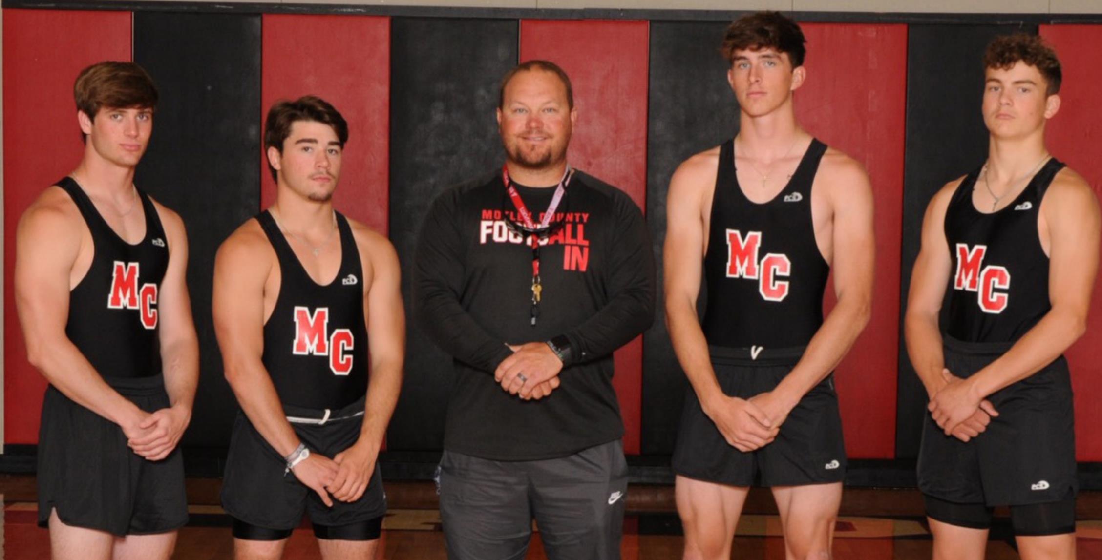 Motley relay team advances to State