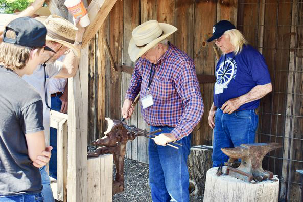 COMANCHEROS AND COMMUNITY The heat was on at last week’s annual Comanchero Canyons Museum Rendezvous, but it didn’t stop presenters from plying traditional crafts or demonstrating archeological finds from the Caprock area. | KAYLA WHITE
