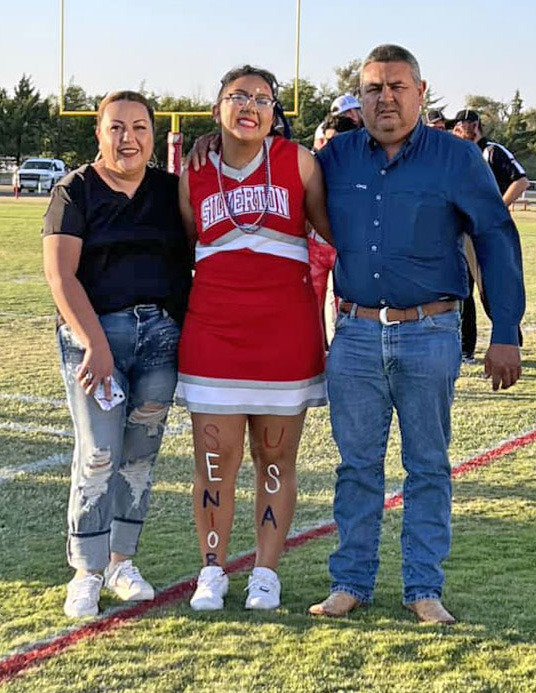 SPOTLIGHT ON SILVERTON PARENTS’ NIGHT AT FOOTBALL GAME