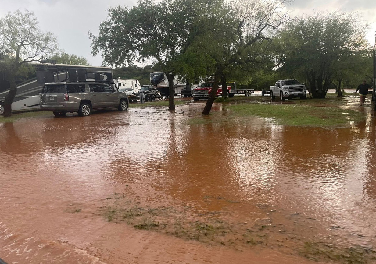 FLOODINGINROARINGSPRINGS Asaseriesofstrongthunderstormsmovedthroughthe area Sunday evening, May 25, the Roaring Springs Ranch Club received 4 inches of rain in about an hour, and precipitation continued throughout Sunday night. As of Monday morning, the club’s Snack Shop was closed due to excessive rain, and the golf course was under water as well. Many of the club’s roads were washed out and were extremely muddy on Monday. MORE PHOTOS, PAGE 8 | COURTESY PHOTOS