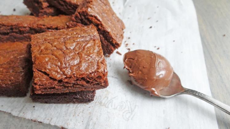 BROWNIE BLITZ For a quick chocolate fix, add a little flour and a couple of eggs to a cup of Nutella spread, and boom—brownies. | ANGELINA LARUE