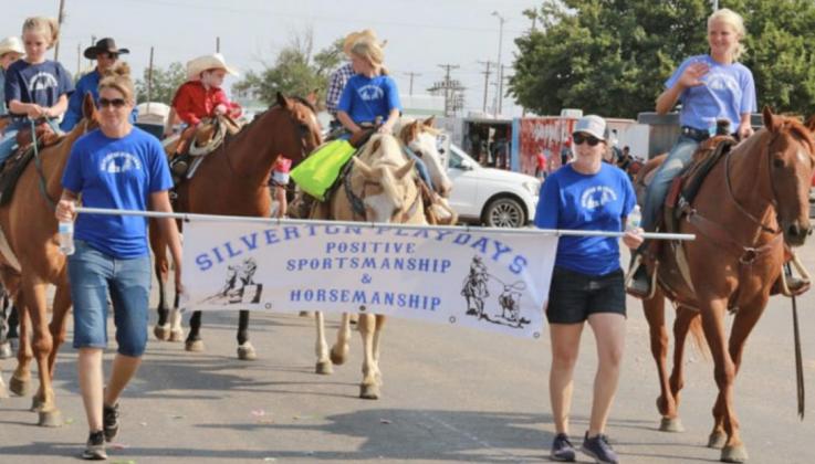 RODEO TIME Last weekend’s weather was hot but clear, and neighbors turned out for events from parade to dunking booth to dancing. More photos, page 10. | MICHAEL HAYES PHOTO