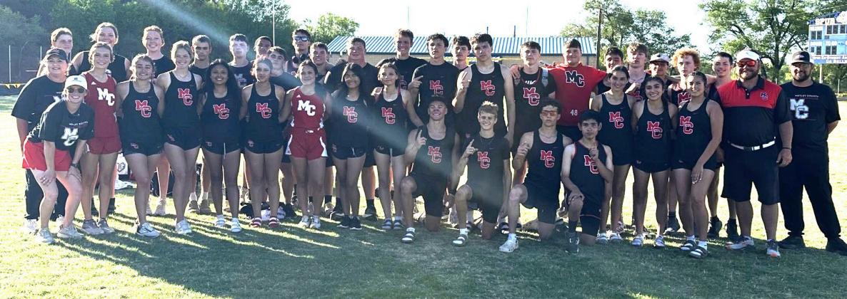 Motley Co. varsity boys, JV girls, boys win district track meet
