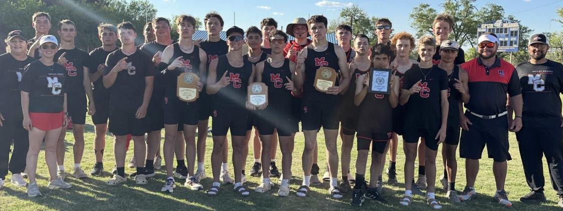 Motley Co. varsity boys, JV girls, boys win district track meet