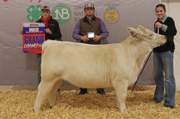 HEIFER GRAND CHAMPION TRINITY SCHLUETER