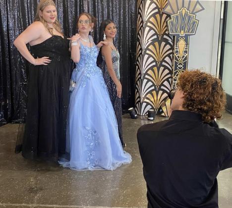 SPOTLIGHT ON VALLEY, SILVERTON PROMS
