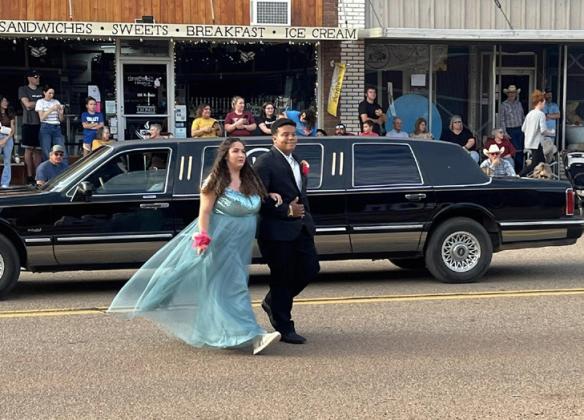 SPOTLIGHT ON VALLEY, SILVERTON PROMS
