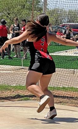Motley Co. advances 9 to Area track meet