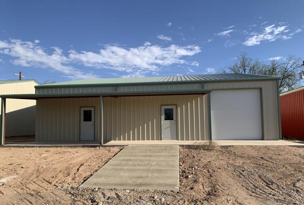 FEEDING FAMILIES With the help of the High Plains Food Bank, Quitaque-basedTri-County Meals helps feed some 1,200 people a month throughout the area. | COURTESY PHOTO