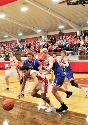 VALLEY FALLS The Valley boys basketball team lost on the road last week to the Silverton Owls 46-38. Valley is now in second place in the district, with Silverton leading the district. | SHADI BUCHANAN PHOTOS