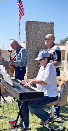 MEMORIAL DAY AT ROARING SPRINGS
