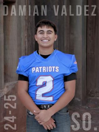 Utility Back Defensive Lineman DAMIEN VALDES, SOPHOMORE