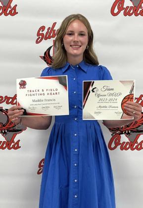 SHS students recognized at athletics awards banquet